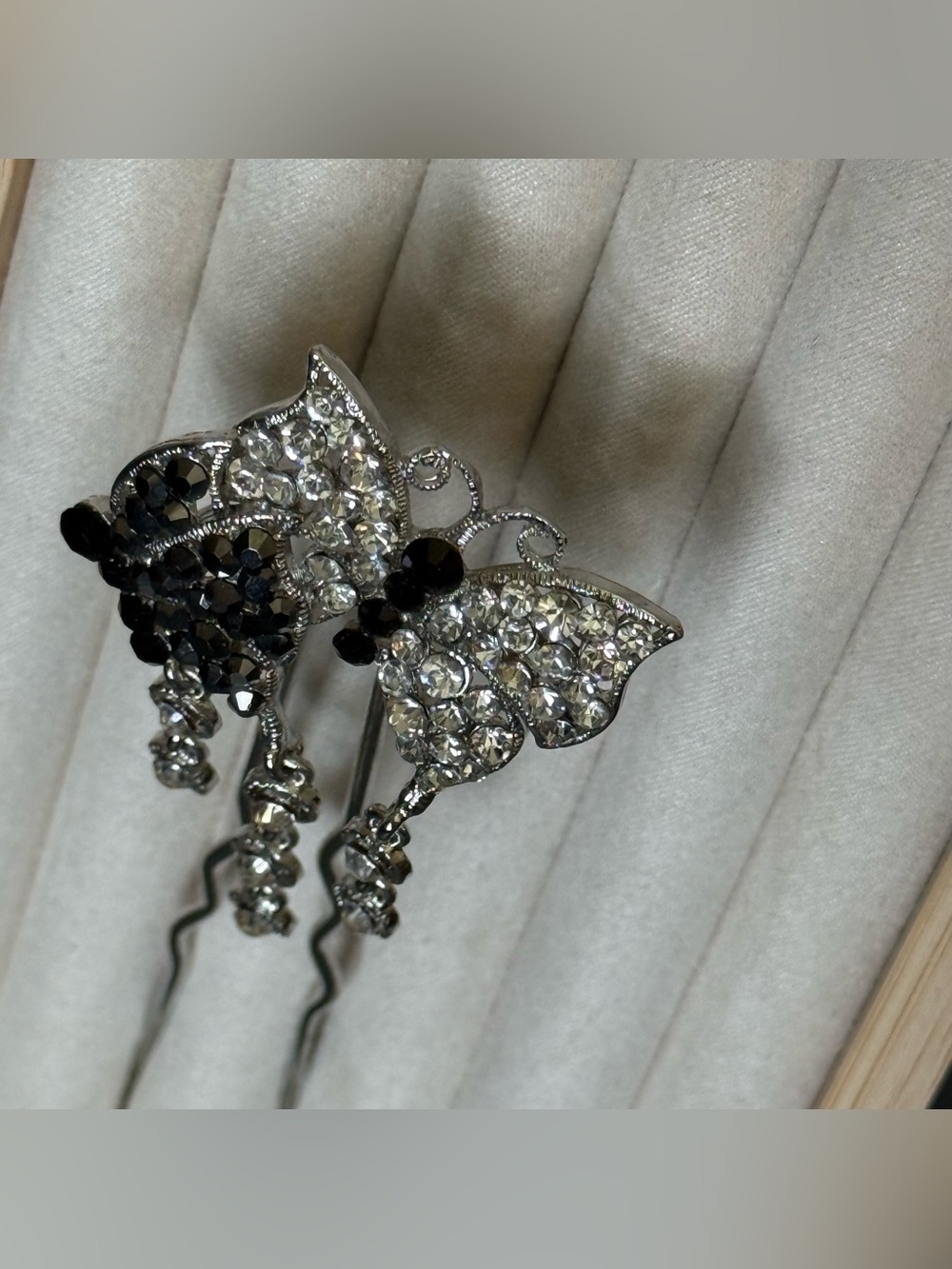 Black & Clear Crystal Butterfly Hair Pin - Picture 7 of 14